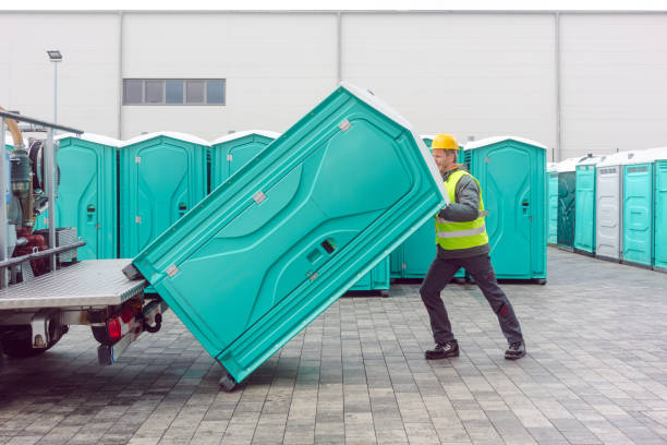 Portable Toilet Options We Offer in Roseville, OH