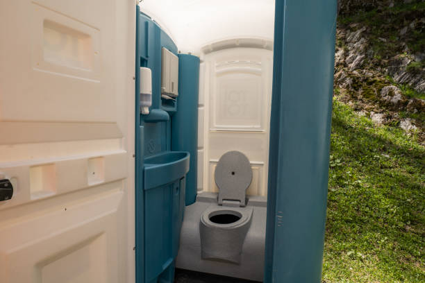 Best Portable toilet rental cost  in Roseville, OH