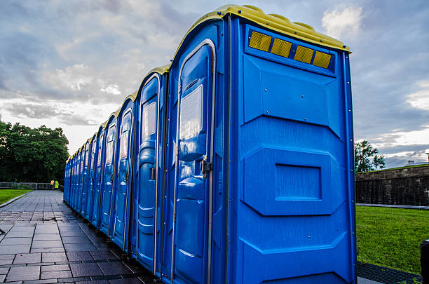 Portable Toilet Options We Offer in Roseville, OH